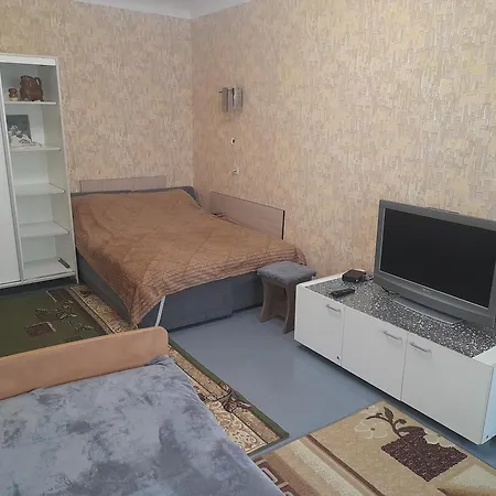 Квартира Біля Парку На Княгині Ольги 13 Rivne Exterior photo